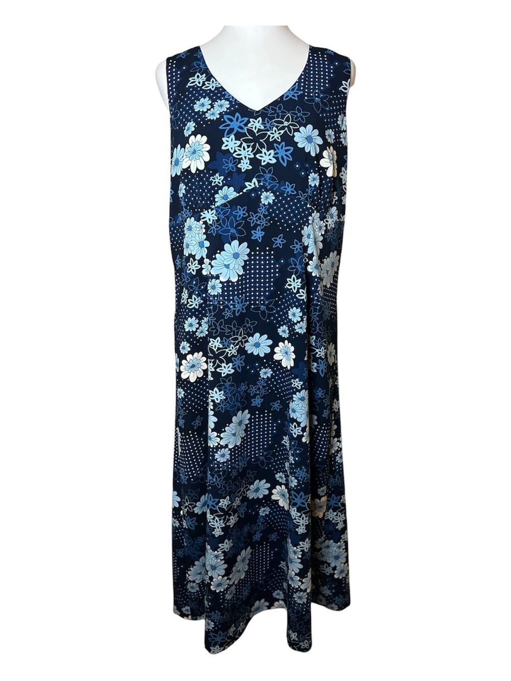 Vintage Northern Reflections Navy and Light Blue Floral V-Neck Maxi Dress Medium